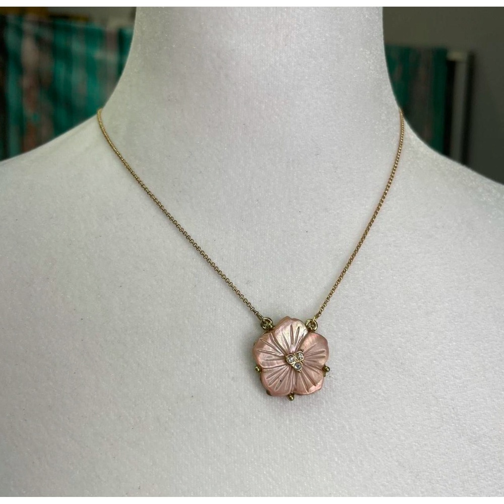 Pink Mother of Pearl Flower Pendant Necklace Gold Tone Crystal Floral Jewelry